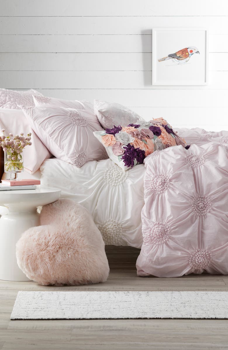 NORDSTROM AT HOME Cuddle Up Faux Fur Heart Accent Pillow, Alternate, color,