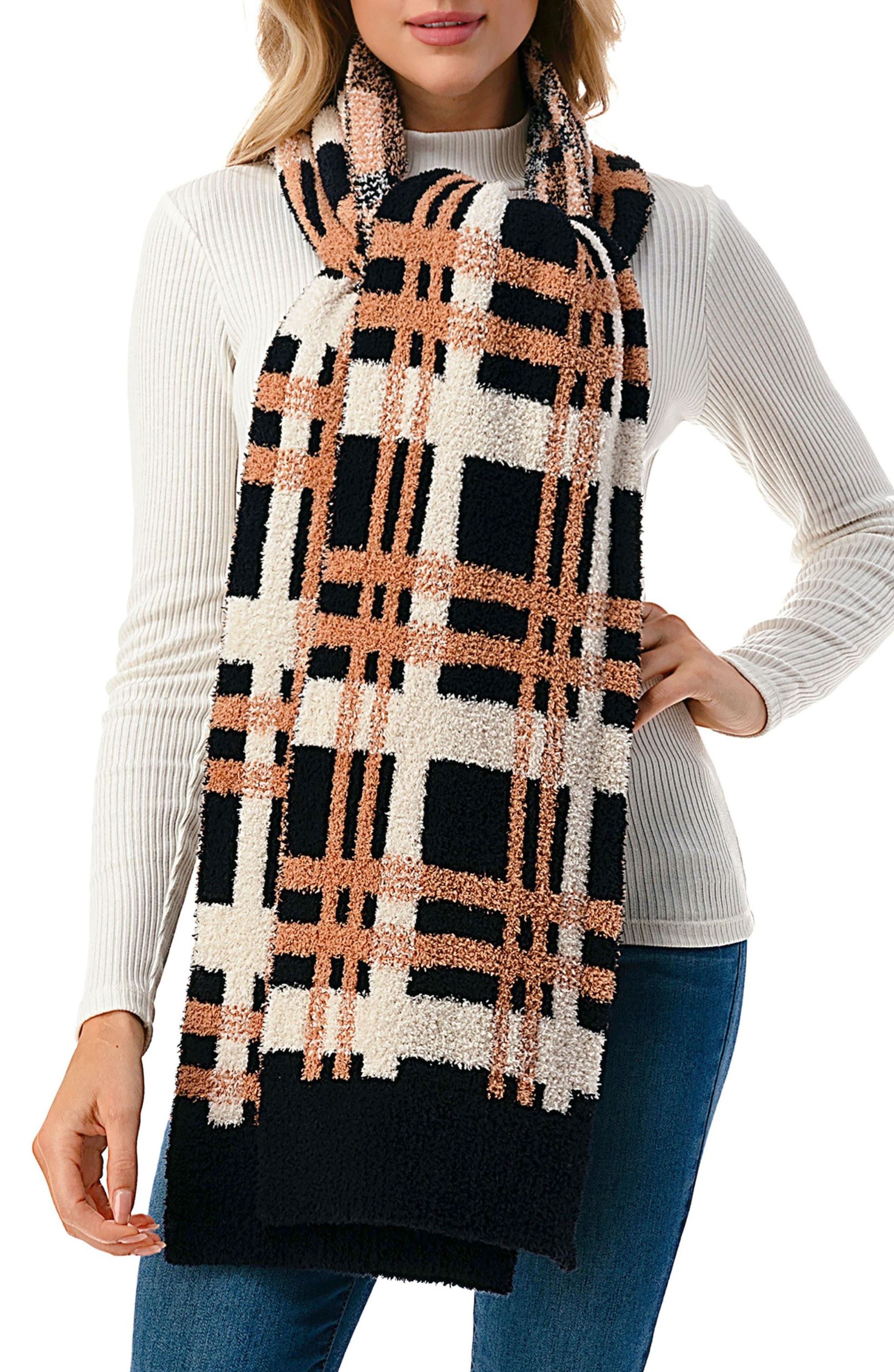 MARCUS ADLER Plaid Cozy Scarf