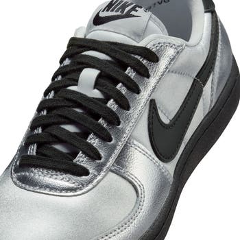 Field General Sneaker