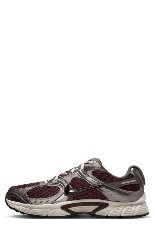 Nike V5 Rnr Sneaker In Multi