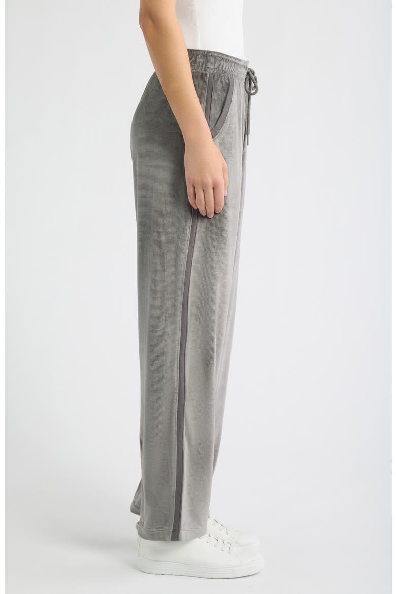 Relaxed Waffle Stitch Sweatpants, Alternate, color, CHARCOAL