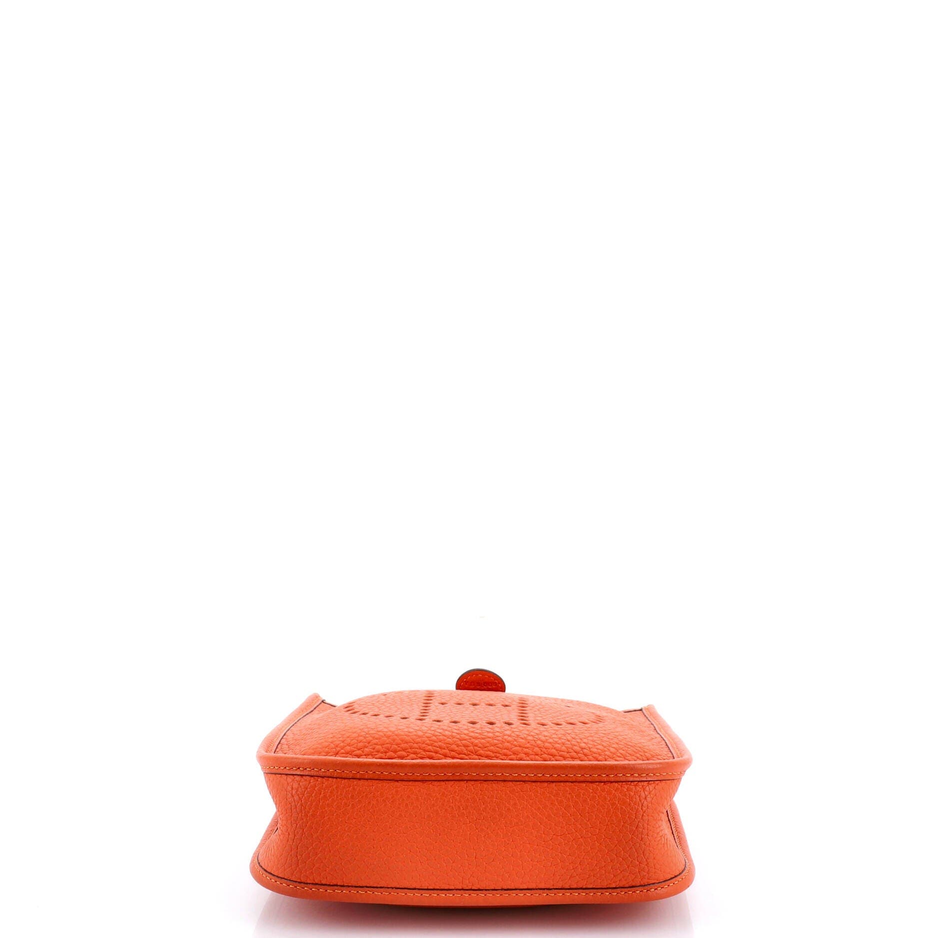 Pre-Owned Hermes Evelyne Bag Gen III Clemence TPM, Alternate, color, 