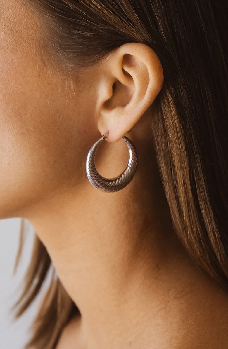 Sterling Forever Delia Hoop Earrings, Alternate, color, Silver