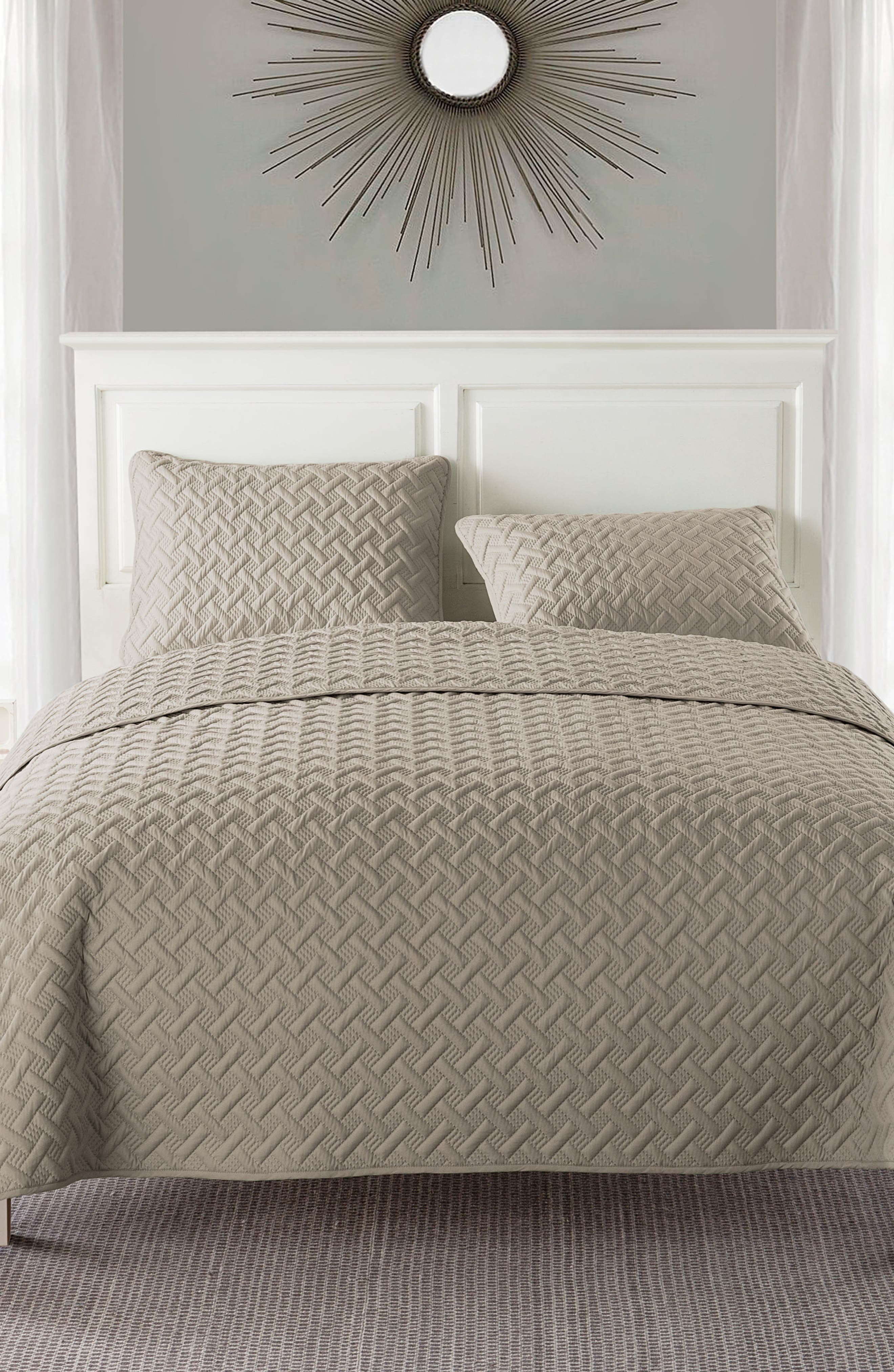 VCNY HOME Nina Embossed Basketweave Quilt Set