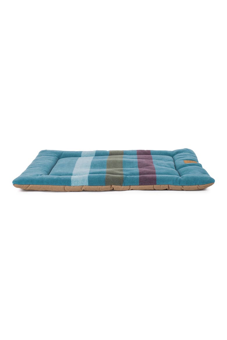 Fleece Comfort Cushion, Main, color, CABIN STRIPE SHALE