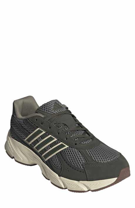 Jump Hook Sneaker