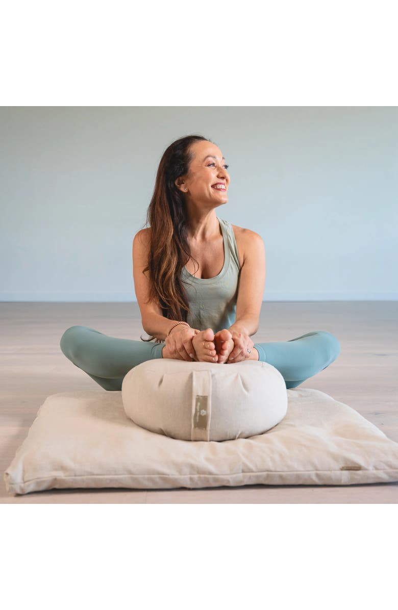 Hugger Mugger Kino MacGregor Zafu Cushion Natural Linen, Alternate, color, Natural