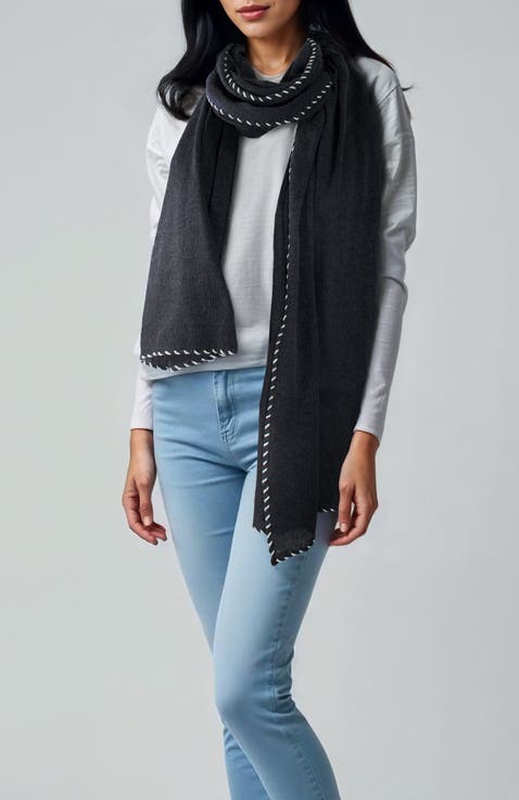 Cashmere wrap with whipstitch