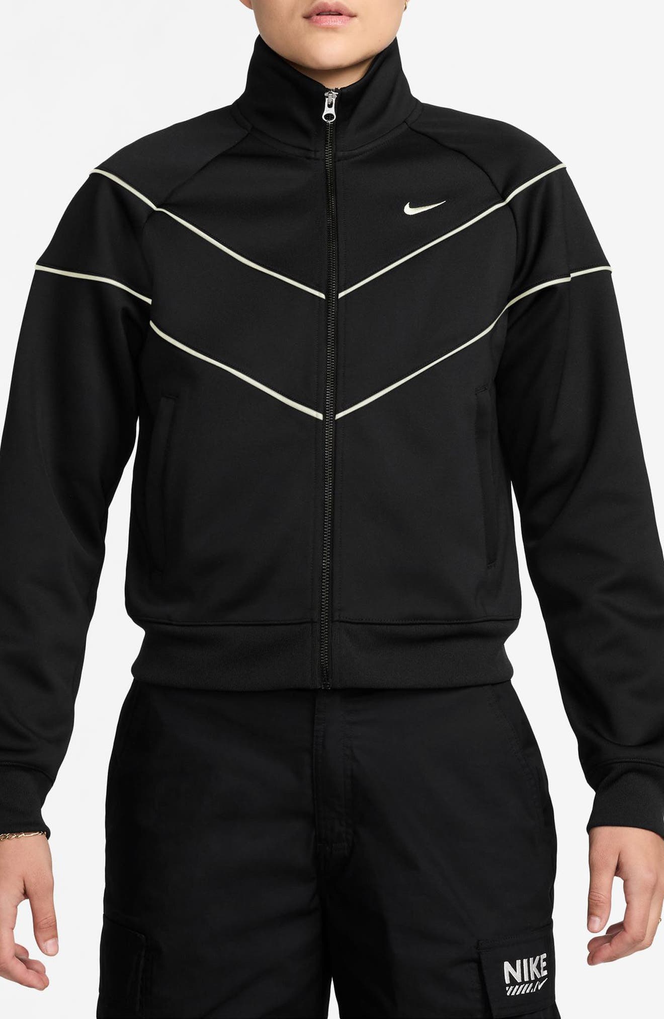 Nike Windrunner Jacket