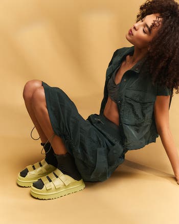 Goldenglow Platform Slide Sandal