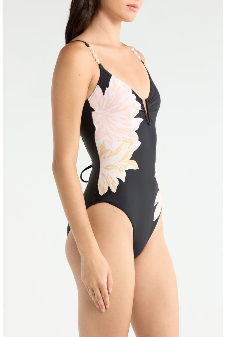 V-Wire One-Piece Swimsuit, Alternate, color, BLACK