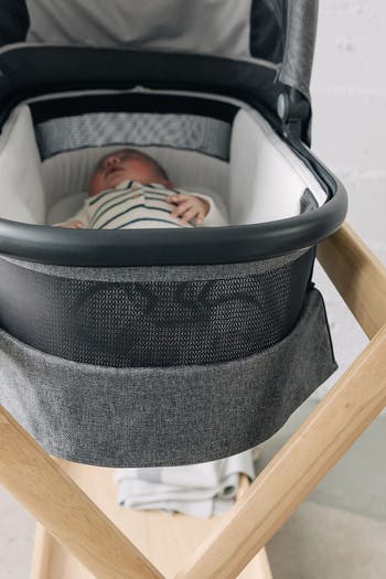 Bassinet V3 Stroller Attachment