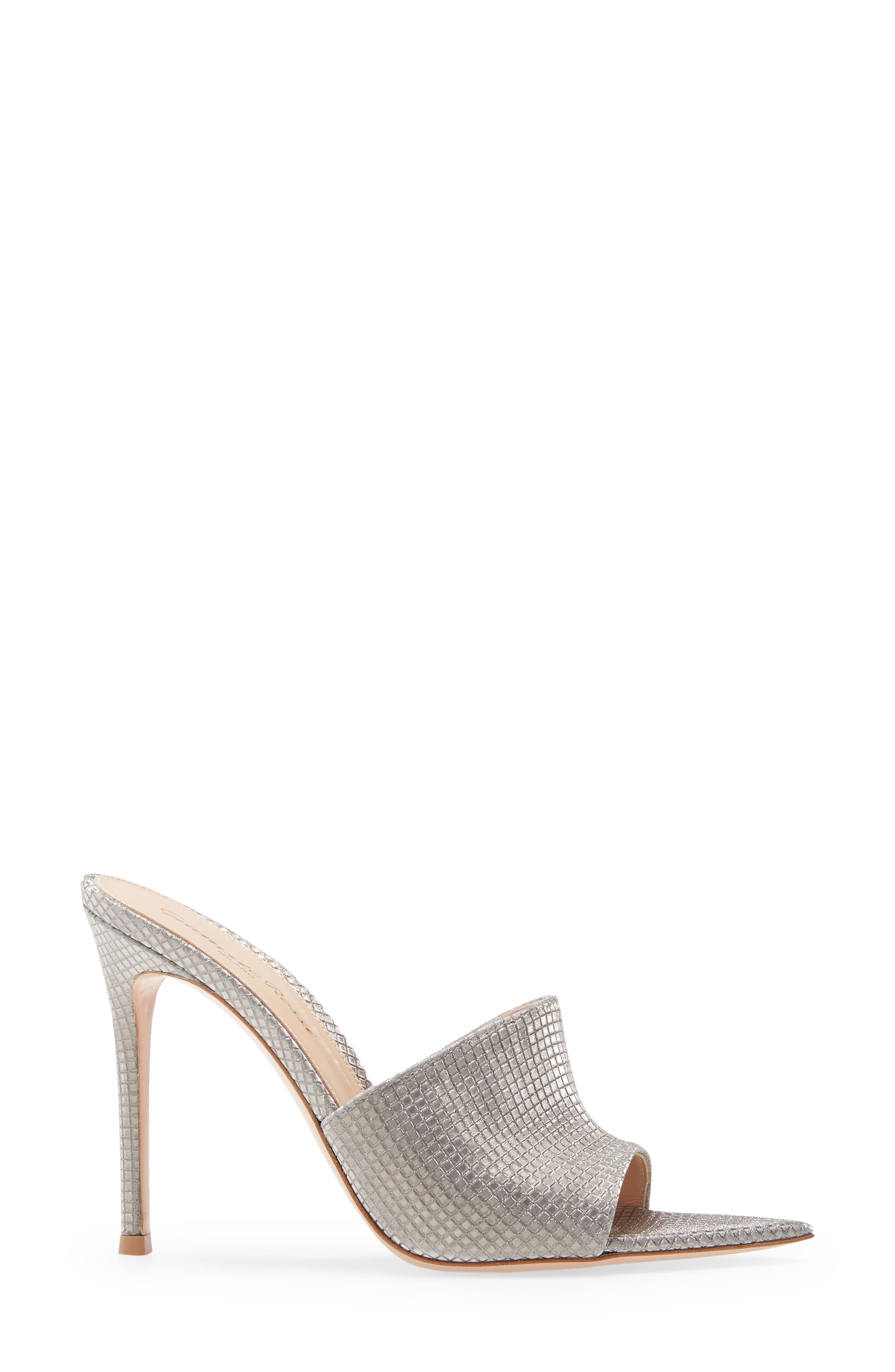 Gianvito Rossi Alise Pointed Toe Sandal, Alternate, color, 