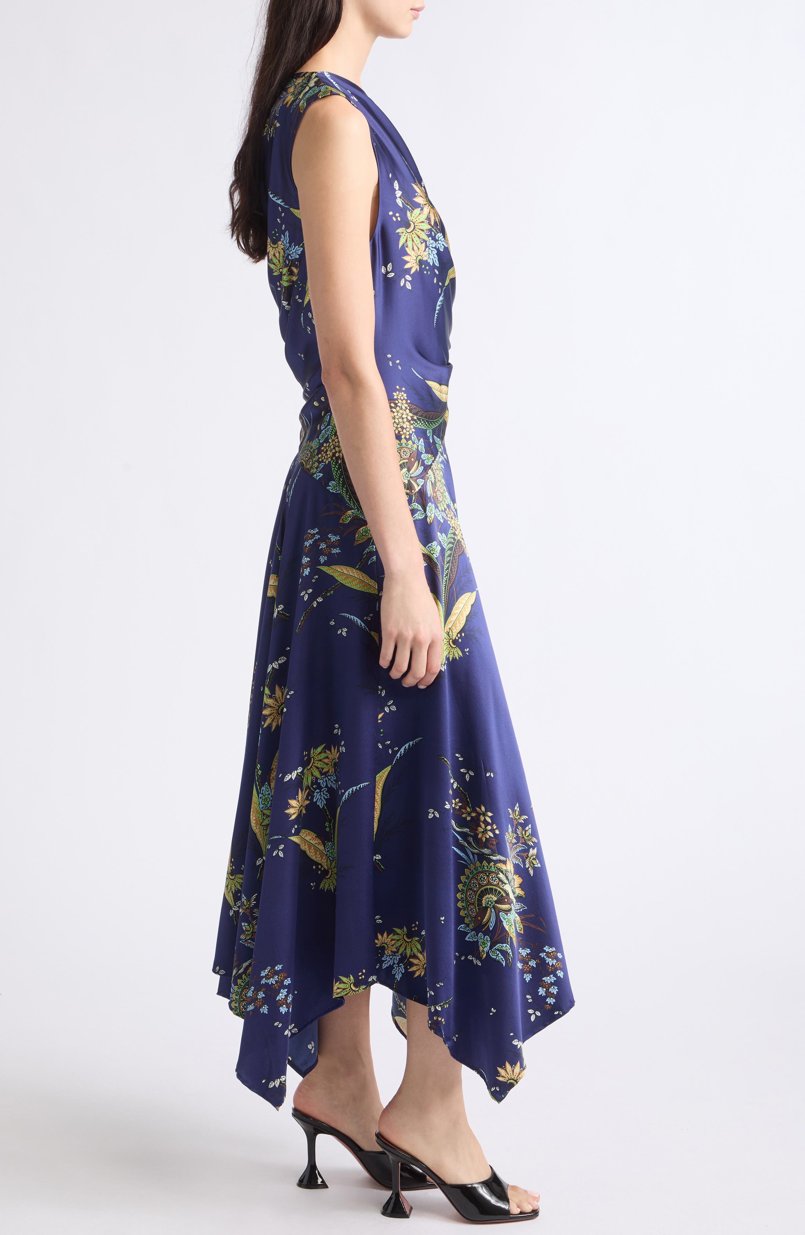 blue floral mini dress Light Size:C (8-10) newparadisefor2 Sia bei Amazon Music