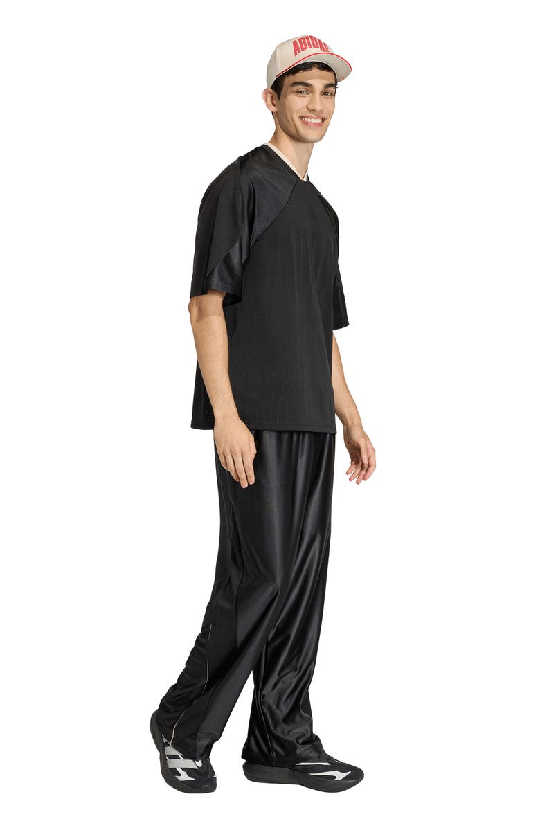 adidas Stadium Graphic Mesh T-Shirt, Alternate, color, Black/ Off White