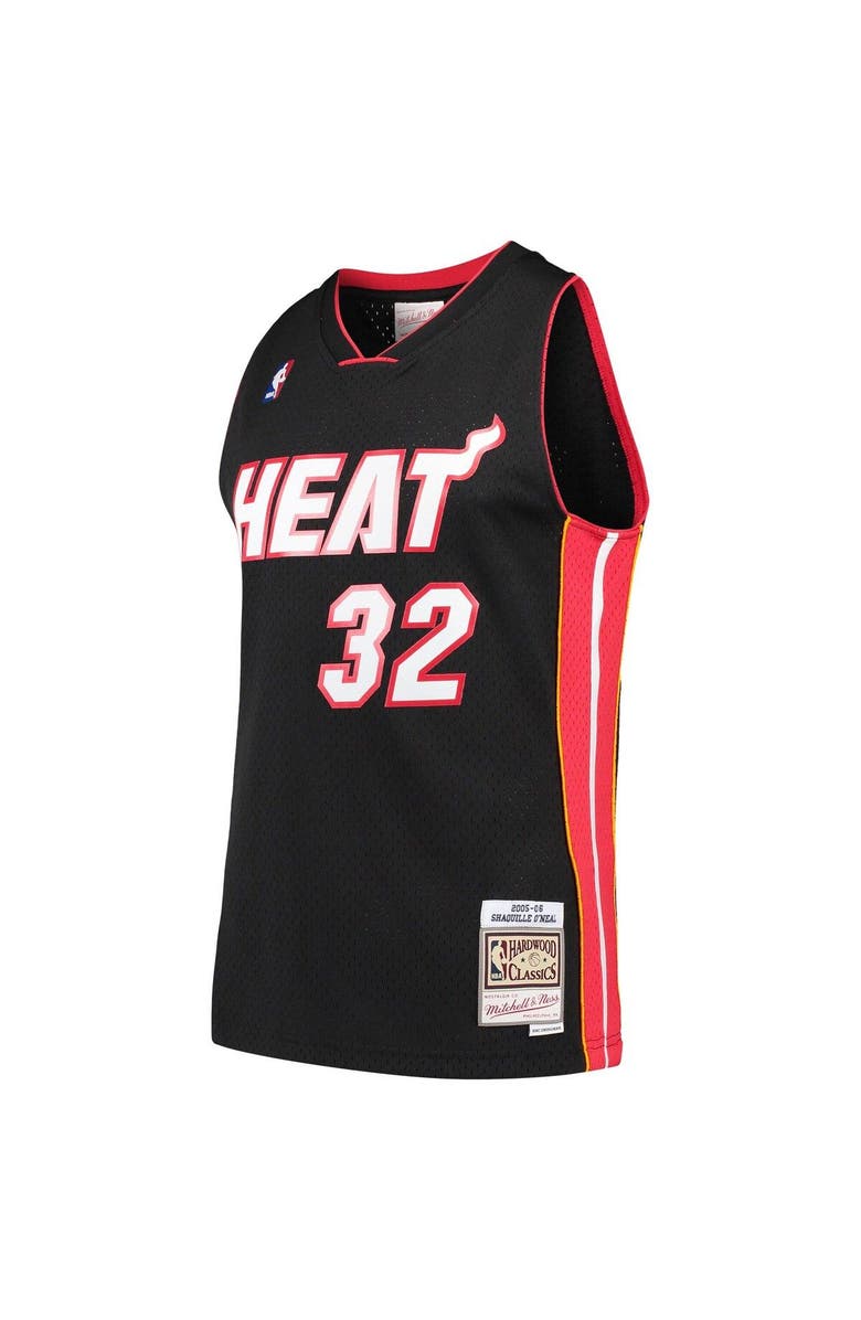 Mitchell & Ness Men's Mitchell & Ness Shaquille O'Neal Black Miami Heat Hardwood Classics Swingman Jersey, Alternate, color, Black