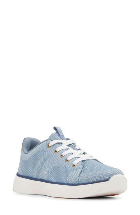 Bliss Sneaker (Women)