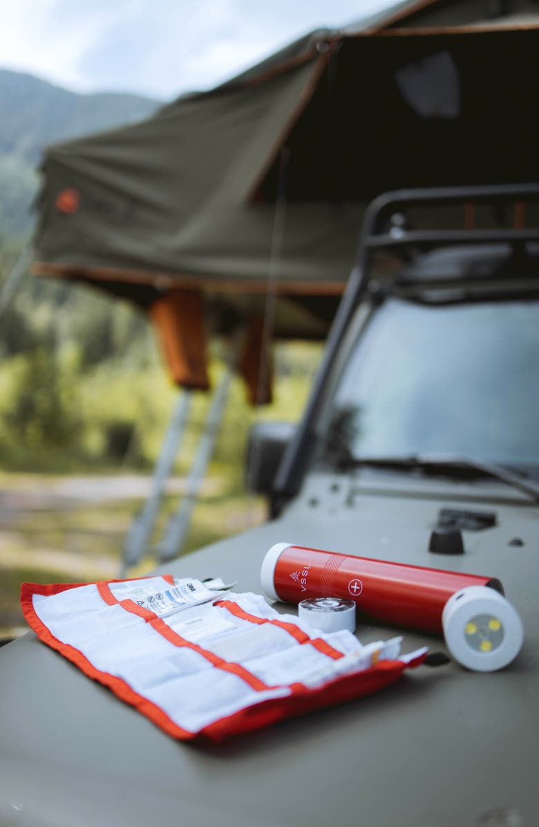 VSSL First Aid Waterproof Flashlight, Alternate, color, 