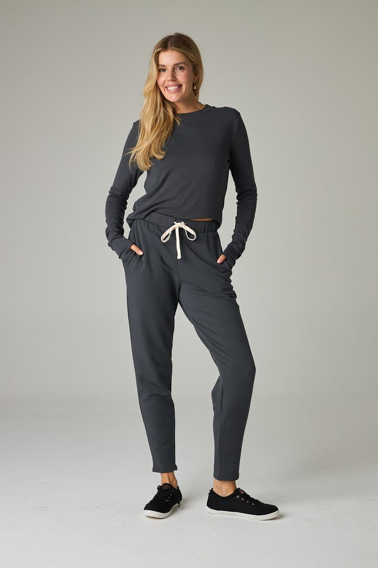 Serengeti Eco-Luxe Fleece Slim Pant - Cloud-Soft Comfort, Main, color, Slate
