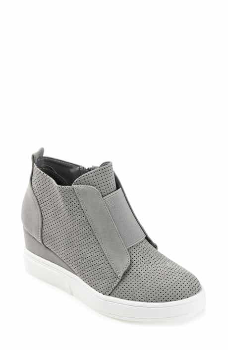 Journee Collection JOURNEE Clara Wedge Sneaker
