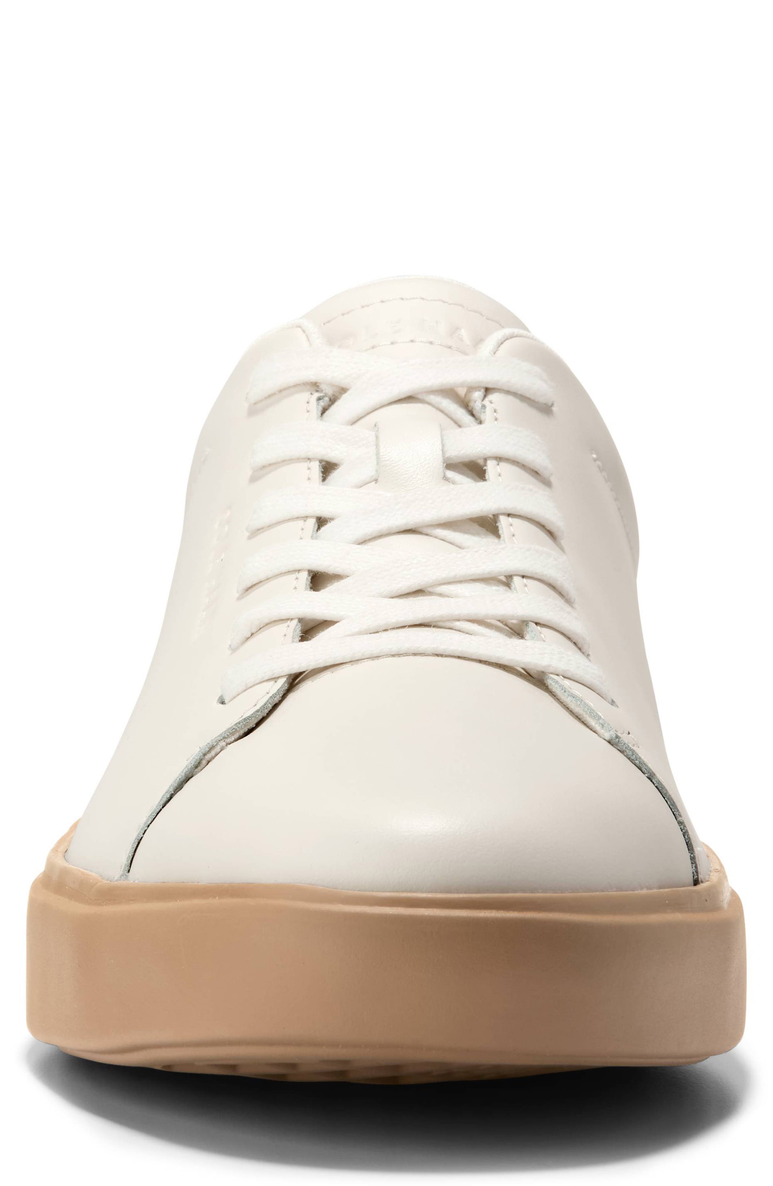 Grand Crosscourt Traveler Sneaker, Alternate, color, IVORY/ GUM TAN