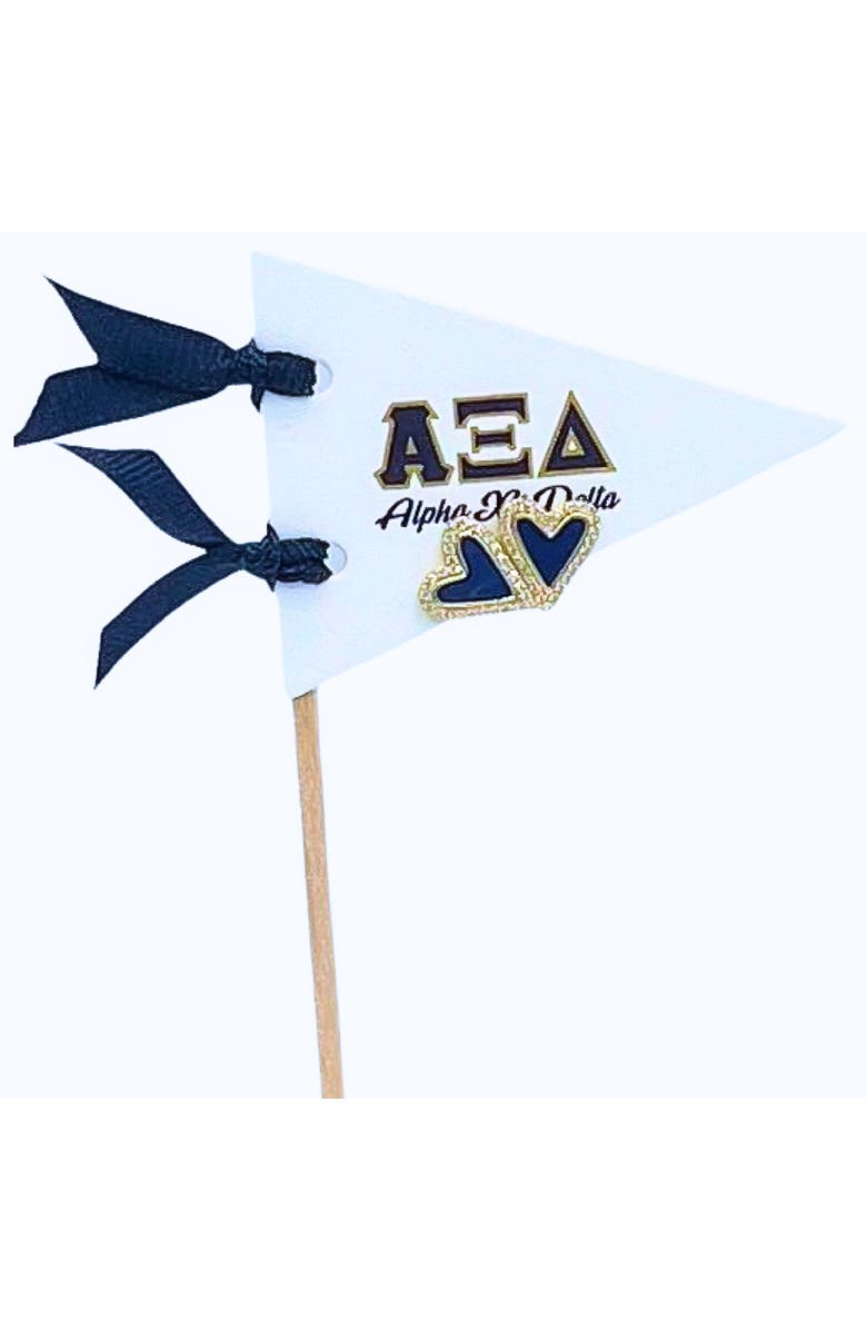 Color Shout Alpha Xi Delta Heart Stud Enamel Earrings on Sorority Pennant Flag, Main, color, Yellow Gold