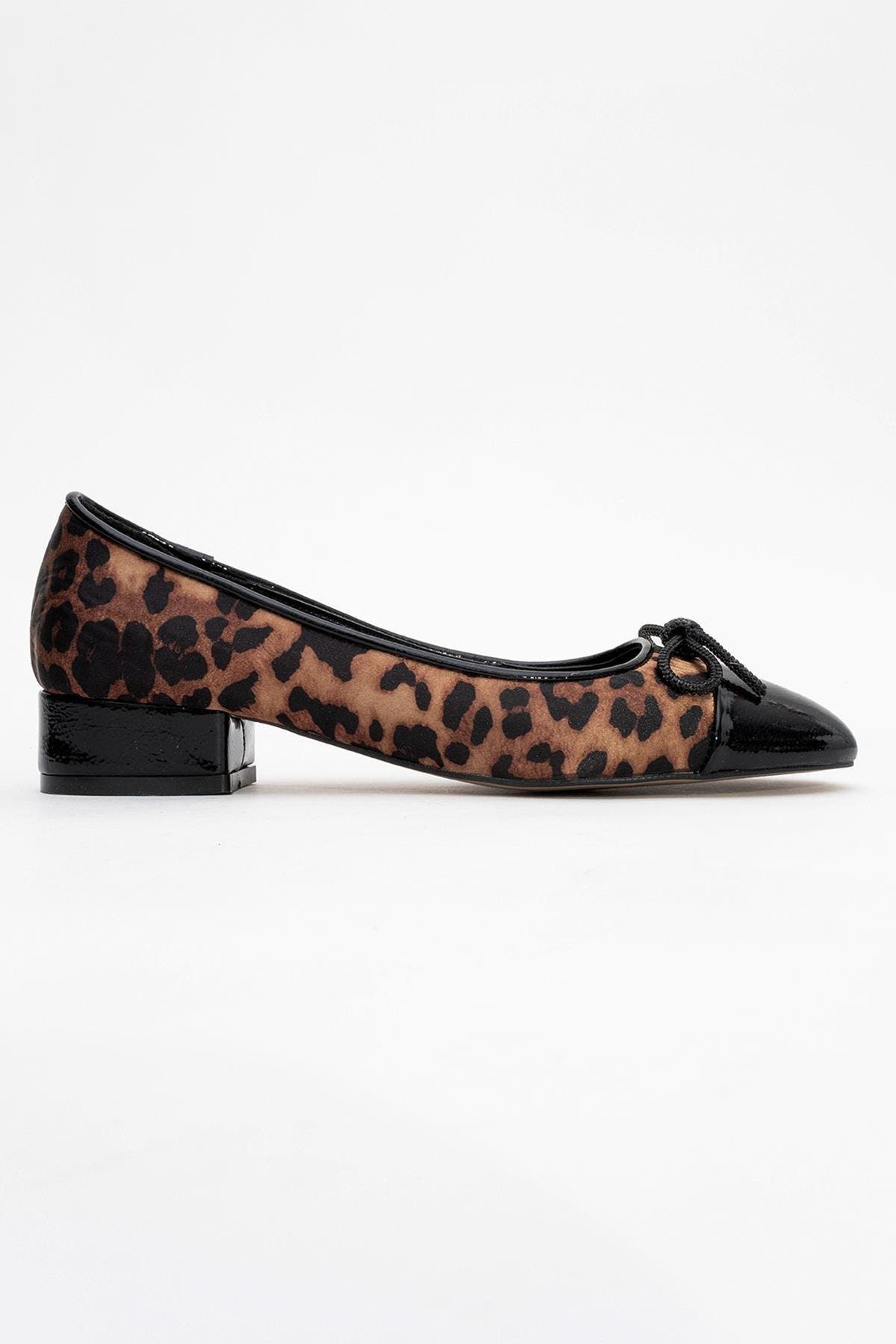 Prologue Shoes Julien Bow Detail Block Heel Flat, Alternate, color, Leopard