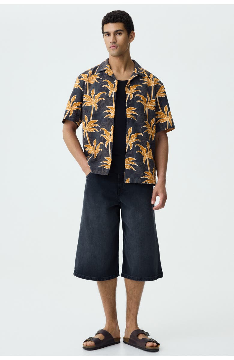 H&M Relaxed Fit Cotton Resort Shirt, Alternate, color, Black/Palm Trees