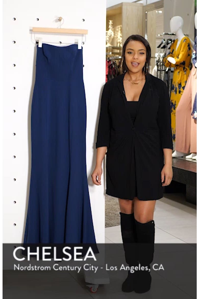 Ellen Strapless Trumpet Gown video