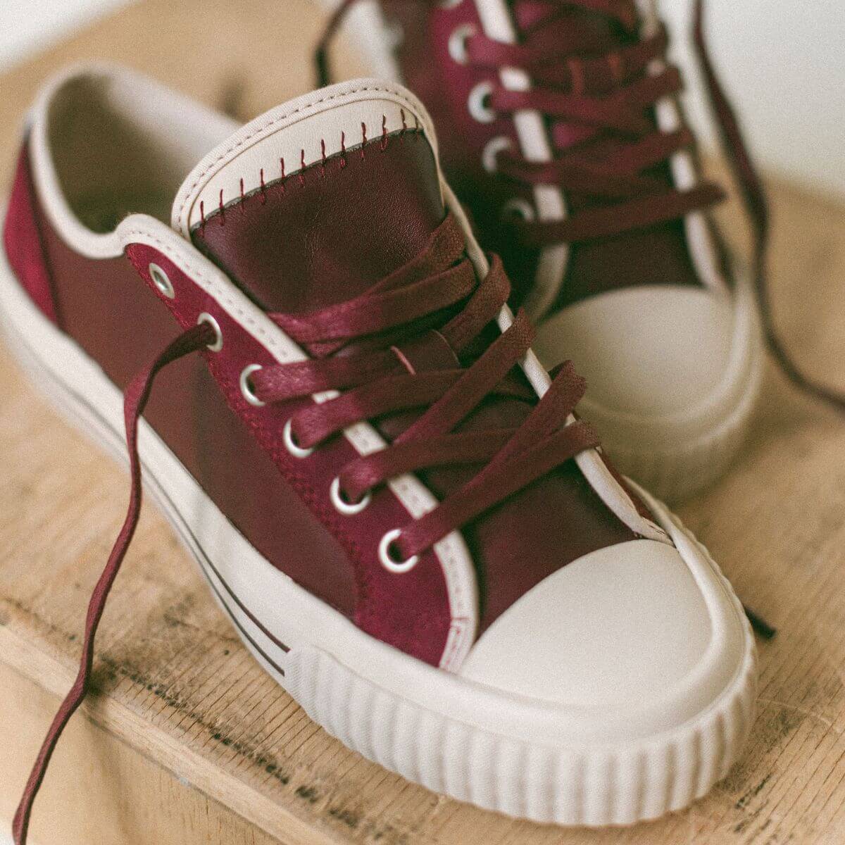 Center Vintage Low-Top Leather & Suede Sneaker, Alternate, color, Burgundy-Antique White