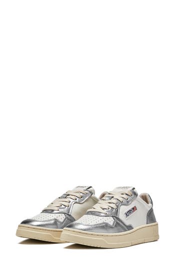Autry Medalist Low Top Sneaker In Multi