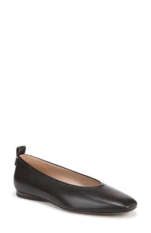 27 Edit Naturalizer Carla Flat In Black