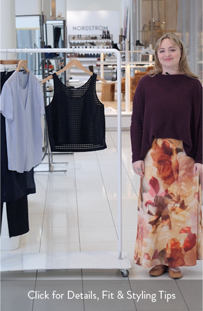 Vichy 3D Jacquard Crop Top, sales video thumbnail