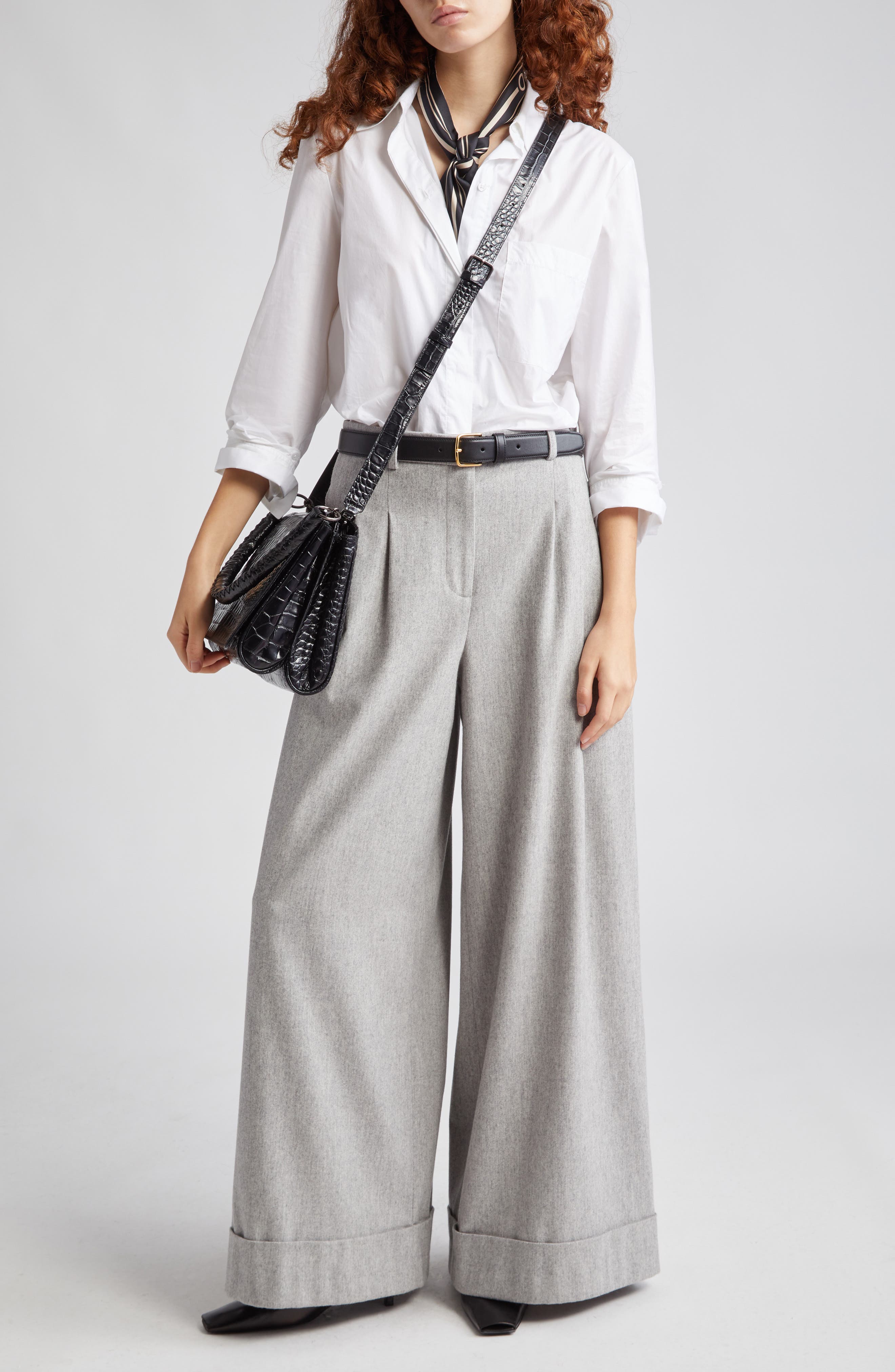 gu-de Medium Fame Croc Embossed Shoulder Bag, Alternate, color, 