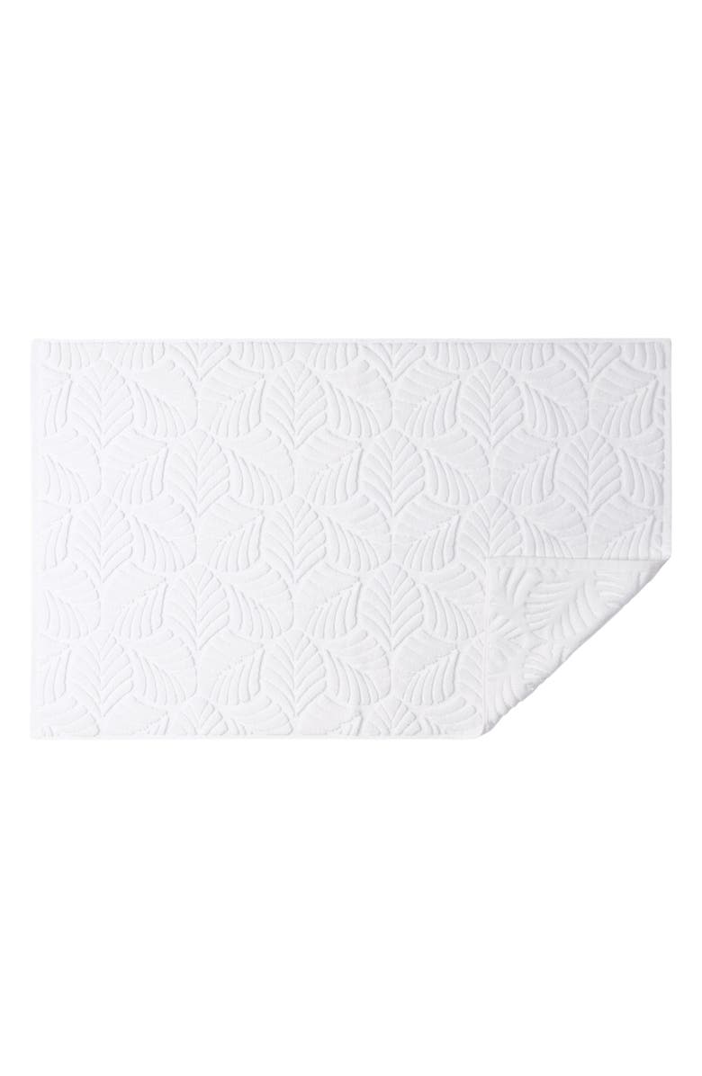 Matouk Sonia Leaf Jacquard Cotton Tub Mat, Main, color,