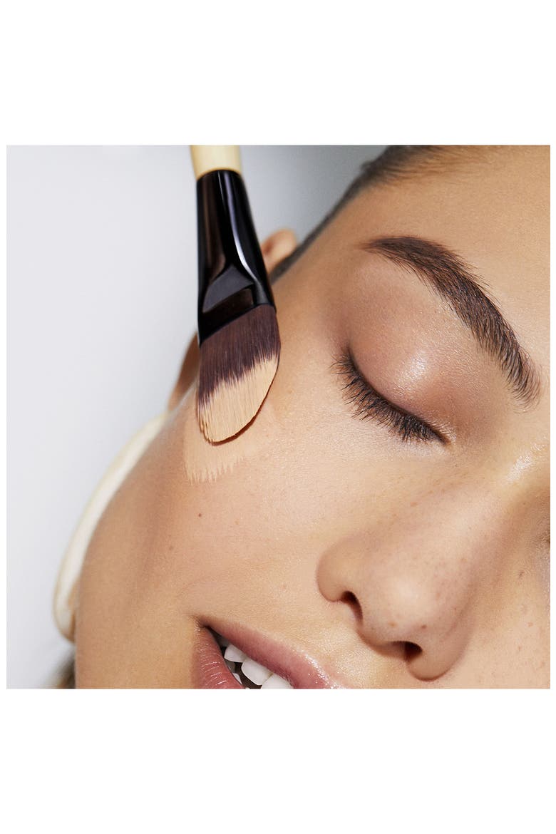 Foundation Brush, Alternate, color, NO COLOR