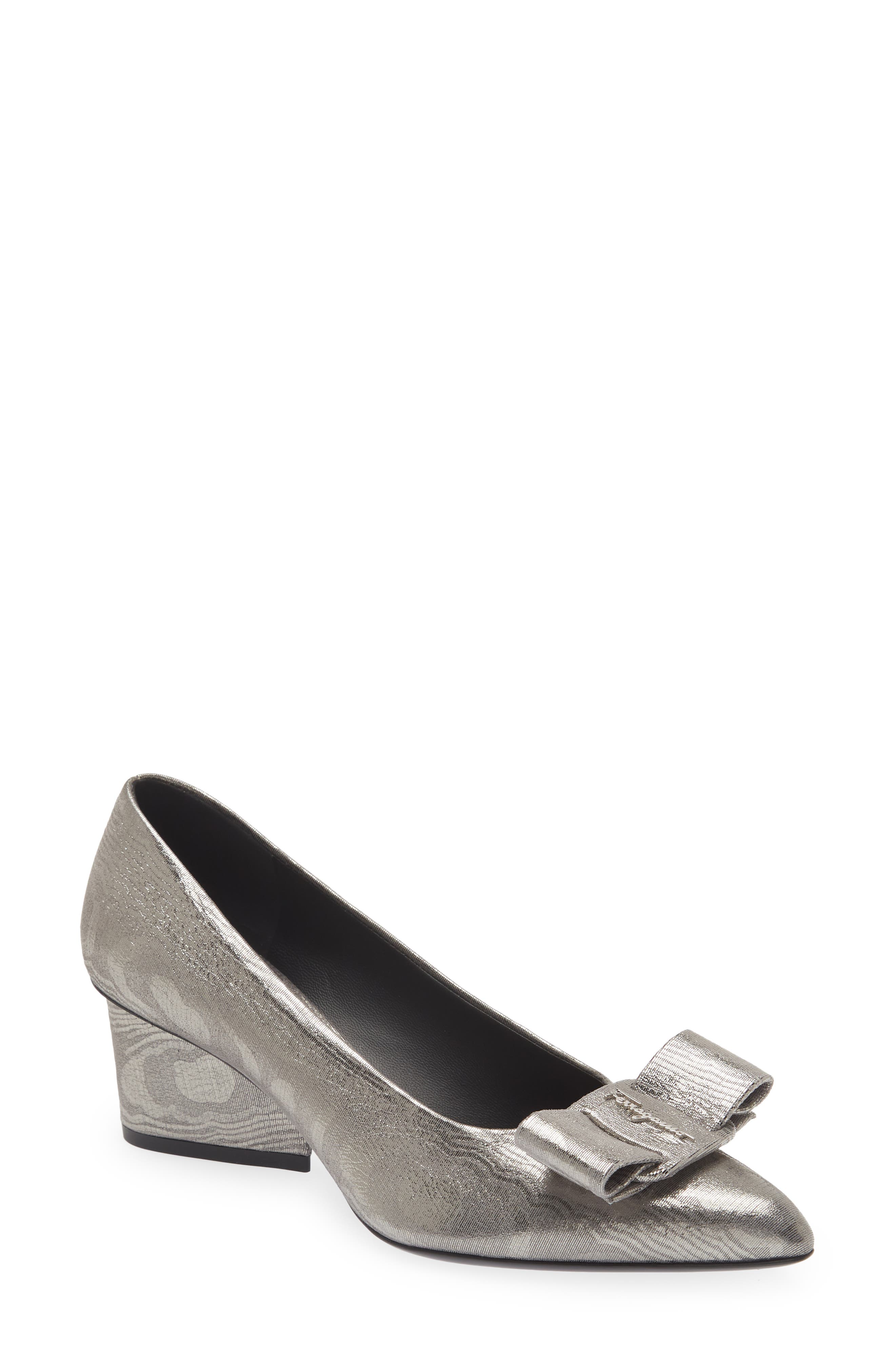 FERRAGAMO Viva Bow Pointed Toe Pump, Main, color, 