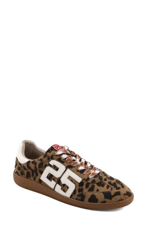 Retro 25 Sneaker