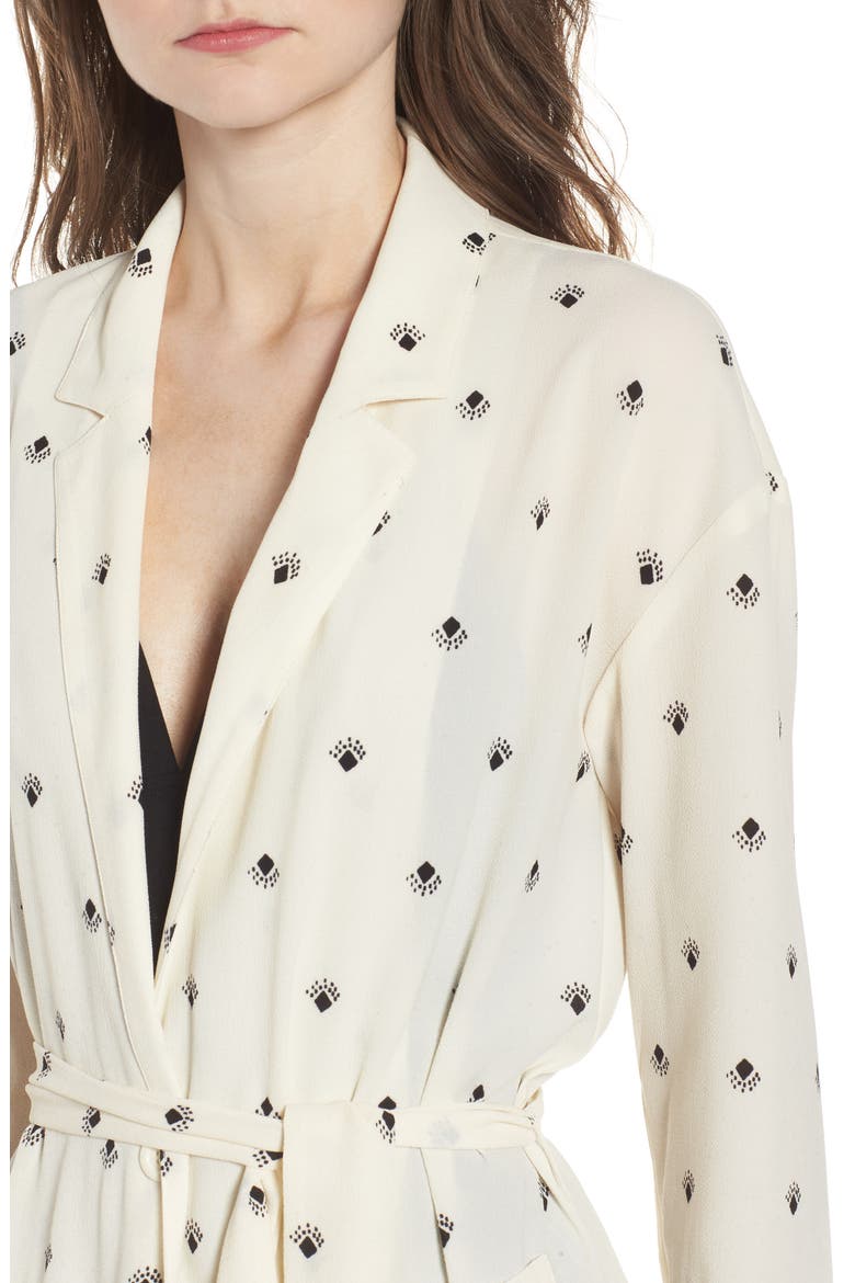 Print Duster, Alternate, color, IVORY SKETCH DIAMOND SPACED