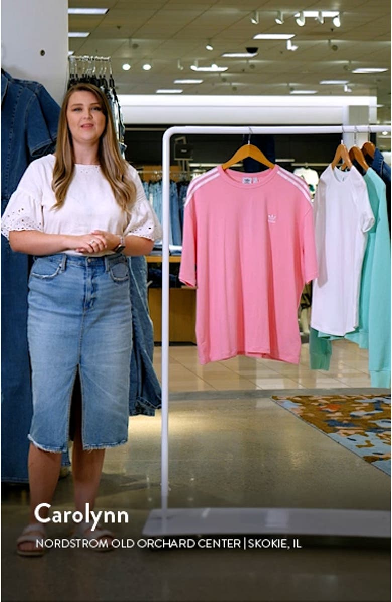 Adicolor 3-Stripes Oversize T-Shirt, sales video thumbnail