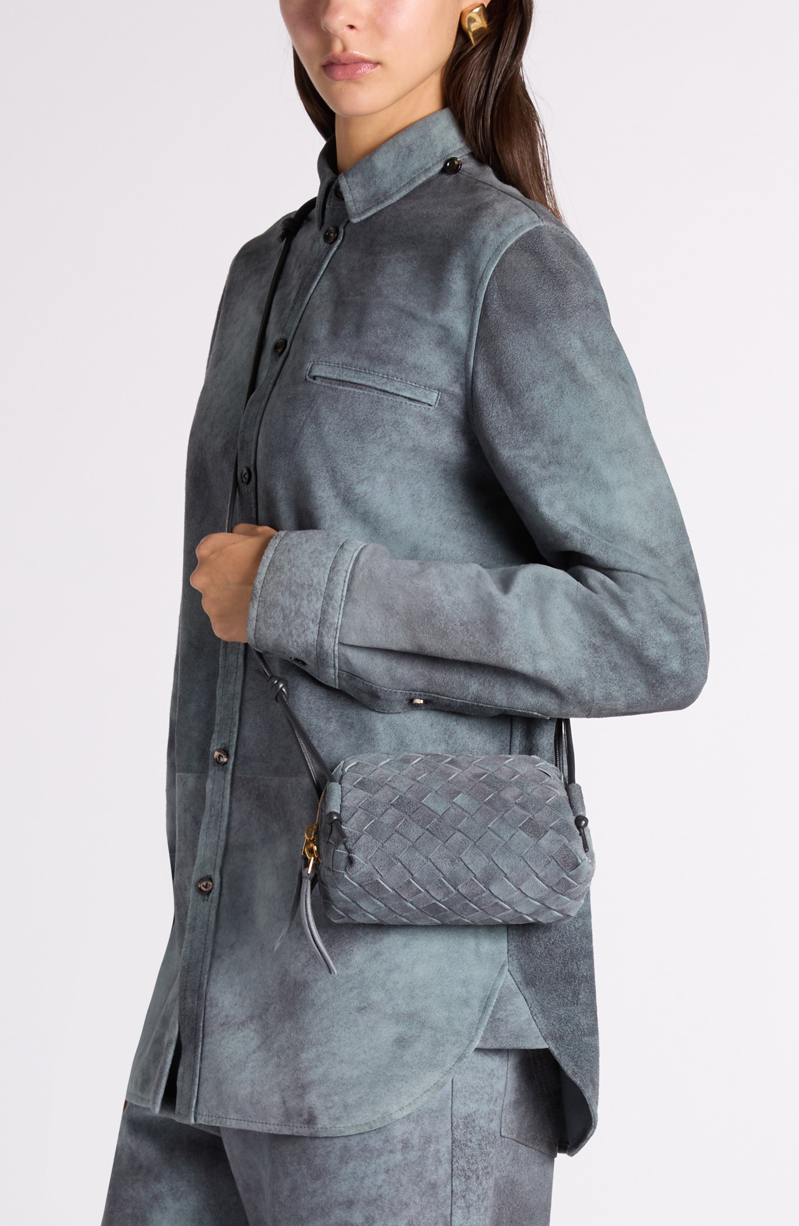 Bottega Veneta Concert Intrecciato Suede Crossbody Bag, Alternate, color, Cloudy Indigo