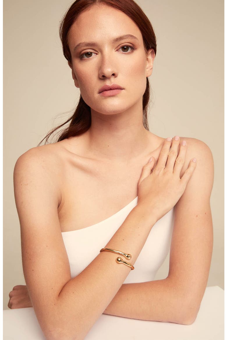 Rigid Bangle with Inner Spring, Alternate, color, Gold