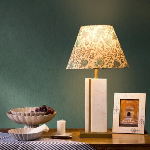 Mela Artisans Sculpta Marble Lamp Stand