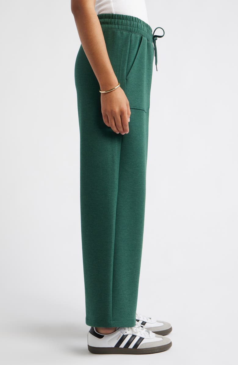 Caslon<sup>®</sup> Patch Pocket Pull-On Relaxed Ankle Straight Leg Pants, Alternate, color, Green Pinecone