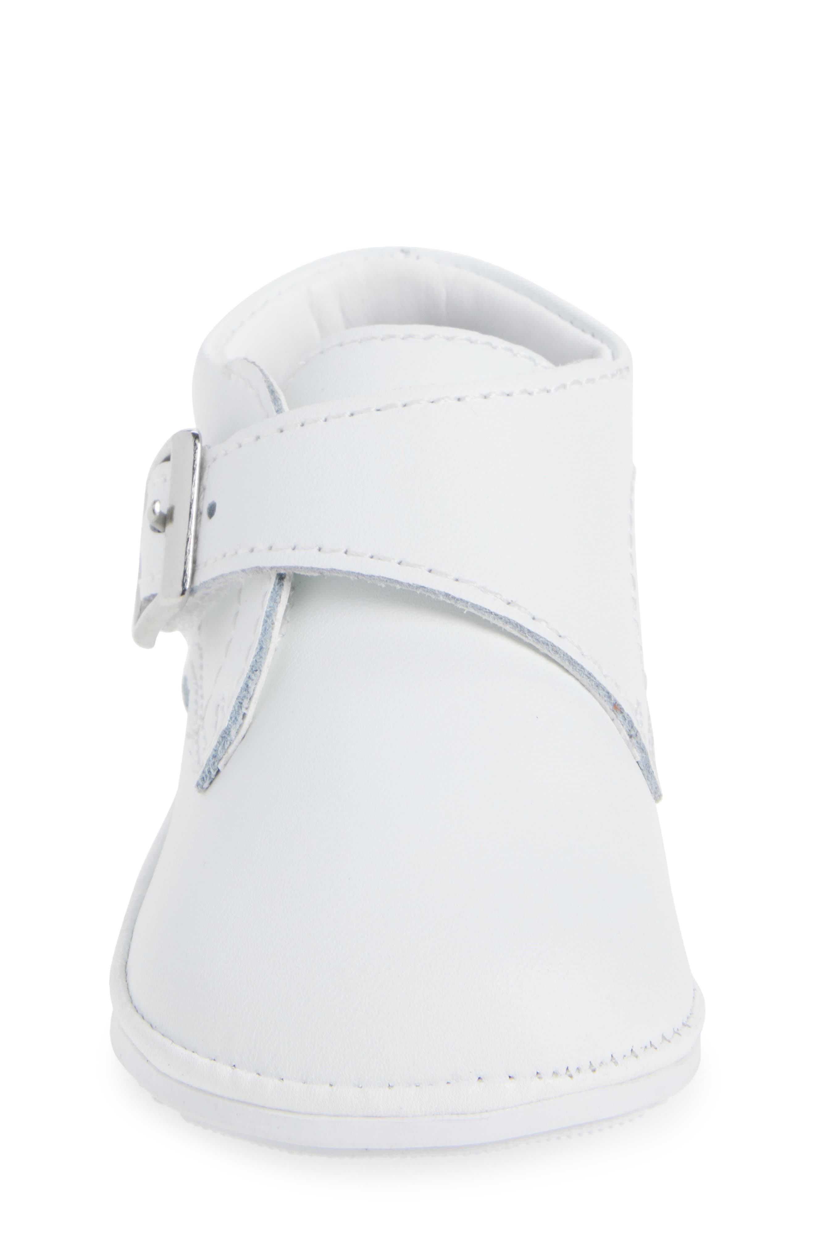 L'AMOUR Finch Crib Shoe, Alternate, color, White