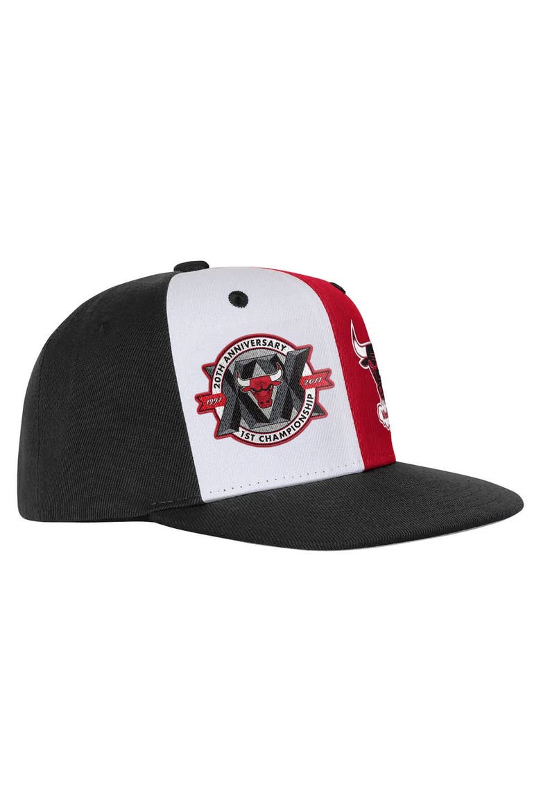 Youth Mitchell & Ness Black Chicago Bulls 20th Anniversary Duo Front Snapback Hat, Alternate, color, Black