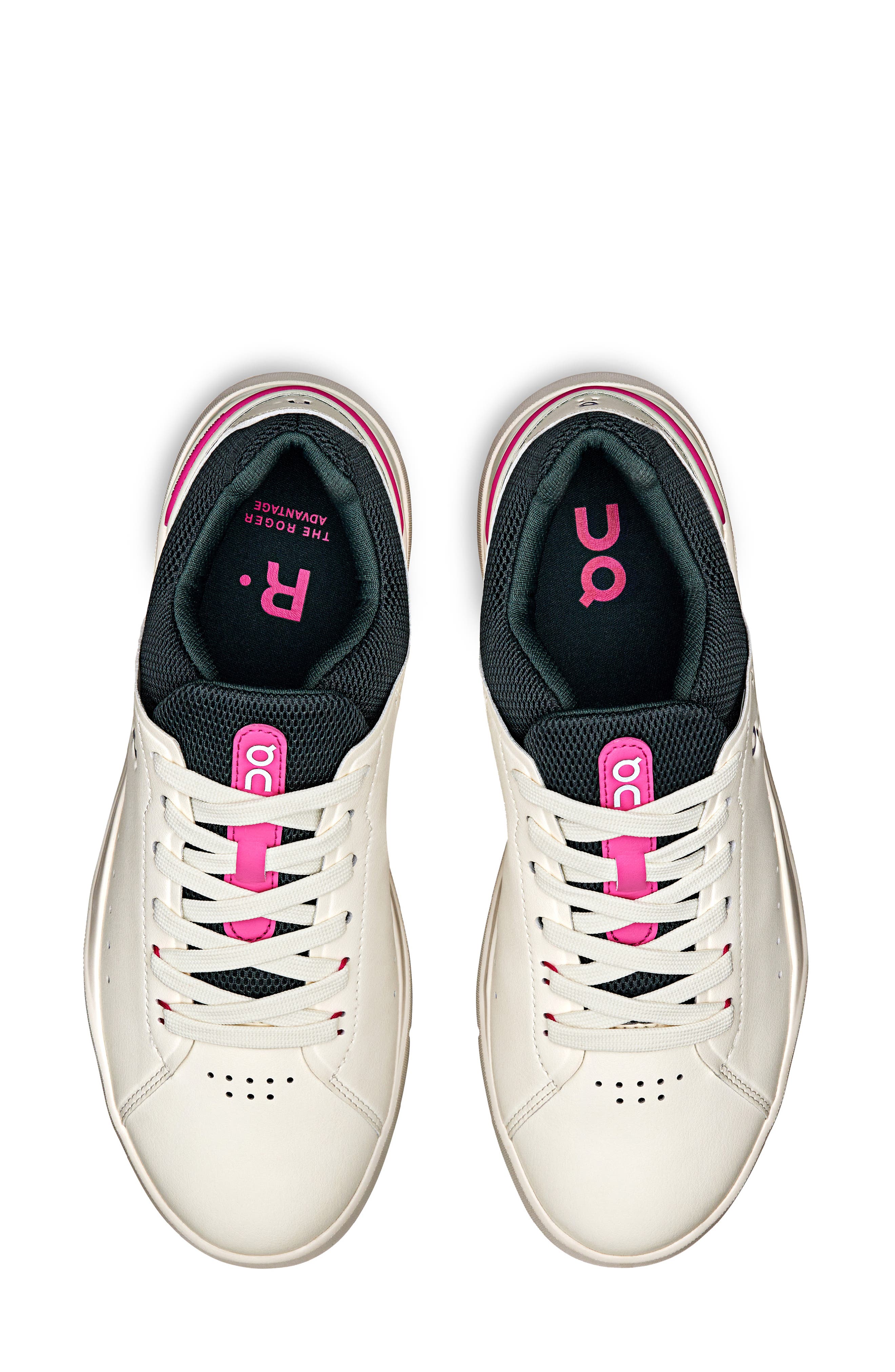 On THE ROGER Advantage Tennis Sneaker, Alternate, color, White/ Heron