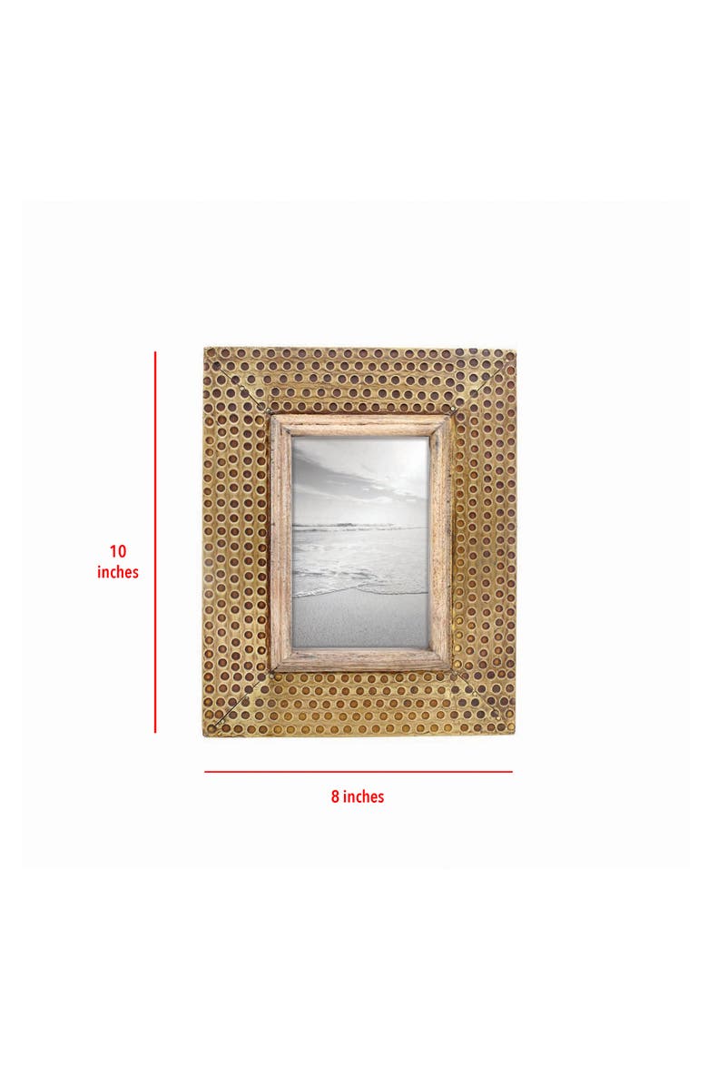 Foreside Home and Garden 4 x 6 inch Decorative Distressed Hammered Brass Metal Picture Frame, Alternate, color, Gold