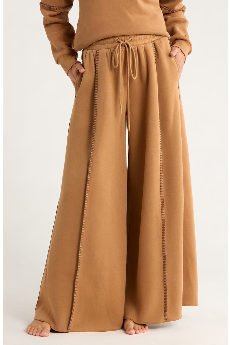 Classic Wide Leg Pants, Main, color, CHE