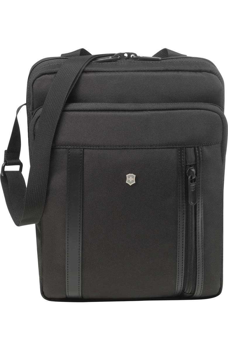 Victorinox Swiss Army<sup>®</sup> Victorinox Swiss Army Werks Pro 2.0 Crossbody Laptop Bag, Main, color,